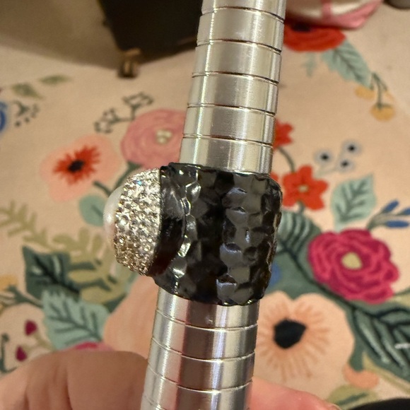 Black and Silver Ring with Pearl Accent - Picture 3 of 7